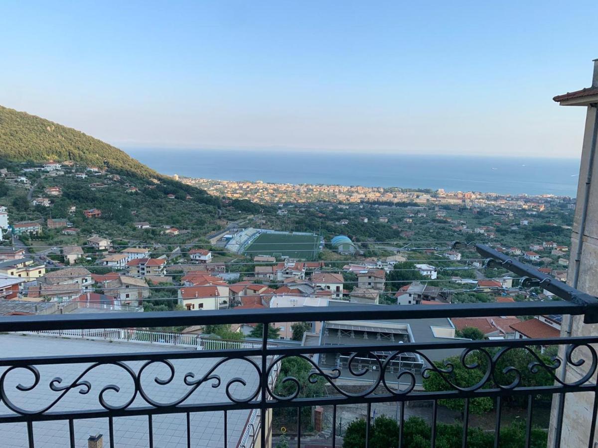 Il Nido Delle Rondini Apartment Formia Ngoại thất bức ảnh