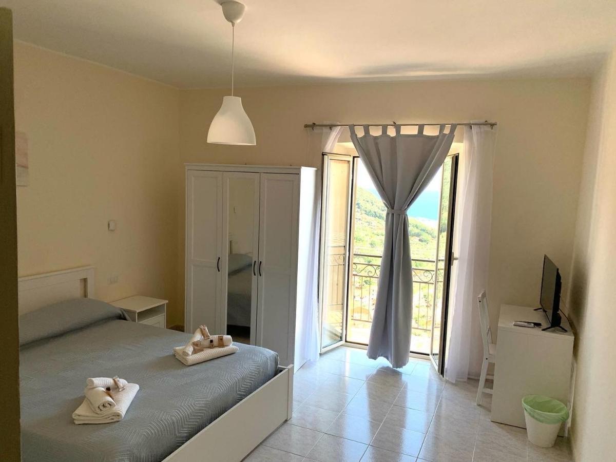 Il Nido Delle Rondini Apartment Formia Ngoại thất bức ảnh